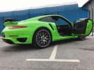 Couleurs vert néon sur les glissières Porsche 991 Turbo S by BB