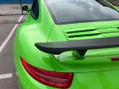 Verde neon chiaro sulla Porsche 991 Turbo S di diapositive BB