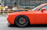Orange Dodge Challenger Hemi on Ferrada FR4 rims