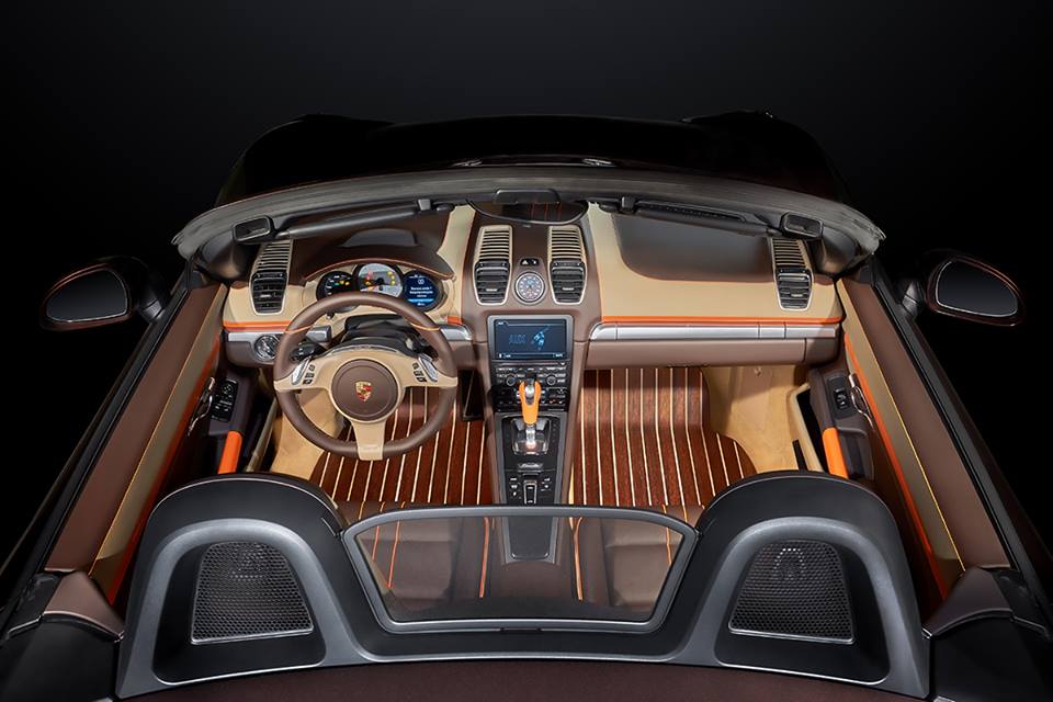 Redline Engineering - New interior for a Porsche Boxster S