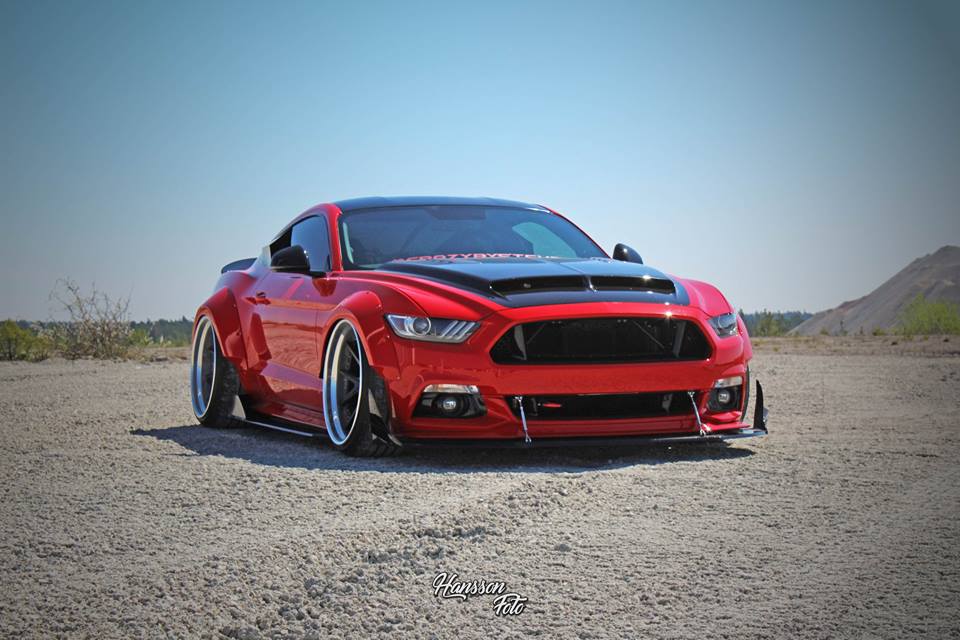 Trufiber Bodykit & Airride Suspension On Ford Mustang Gt