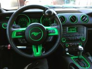 "La machine verte" - Krasser Tron Ford Mustang GT