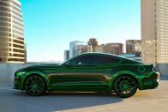 "La machine verte" - Krasser Tron Ford Mustang GT