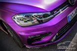 Top - VW Golf VII R Facelift w kolorze chromu Matt Purple od CMD