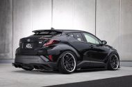 Mega bold - Kuhl Racing Toyota CH-R with spacy body kit