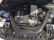 BMW M4 Coupe en ZP Alu's y con suspensión KW V3 de TVW