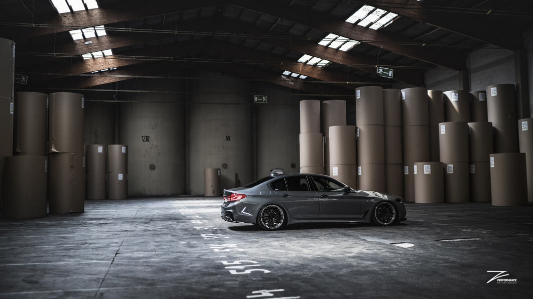 Discreet - BMW G30 540i (5er) on Z-Performance rims