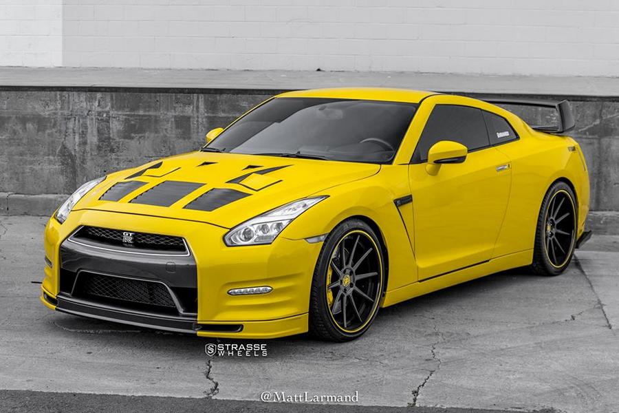 Nissan GT R Strasse R10 Tuning Yellow Wrap 2
