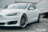 Elegantes Tesla Model S auf 22 Zoll ADV.1 Wheels Alufelgen