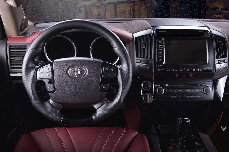 Edele kerstslee – Vilner Toyota Land Cruiser V8