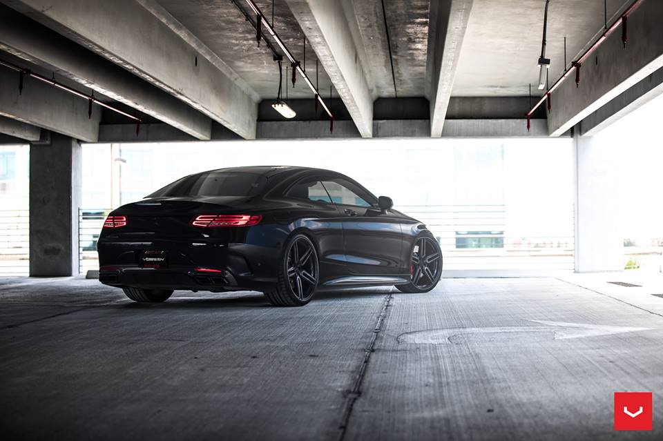 Perfect look - Mercedes-Benz S63 AMG on Vossen HF-1 Alus