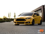 Puissant - fusées éclairantes Fortune Ford Focus RS & ST Widebody