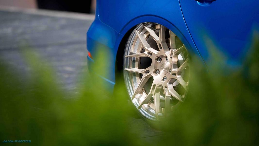 Sautief y sobre ruedas de rendimiento Z - limusina Audi RS3