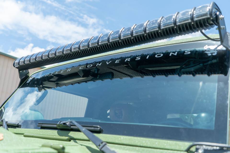 Bruiser Conversions 6x6 Jeep Wrangler Offroad Tuning JK 2017 16 Bessere Sicht für jeden   Dachleuchten für das Fahrzeug!