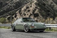 Perfection - Singer Porsche 911 Oregon en vert foncé