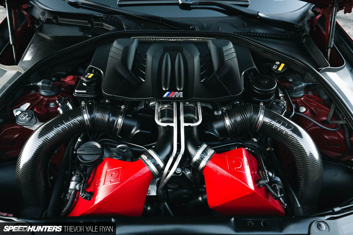 700 PS BMW M5 F10 Tuning CSF Radiators 2018 3