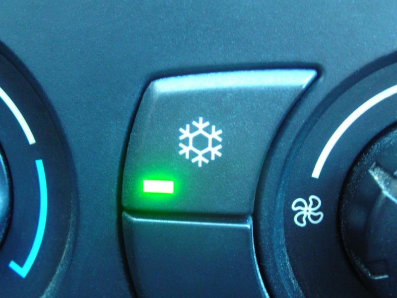 Come si crea l'umidità nell'auto e cosa si può fare!