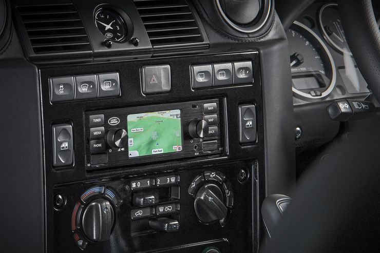 1 DIN Gerät Jaguar Land Rover Radio Bluetooth Navi Tuning 3 Radio für Oldtimer   1 DIN Gerät von Jaguar & Land Rover