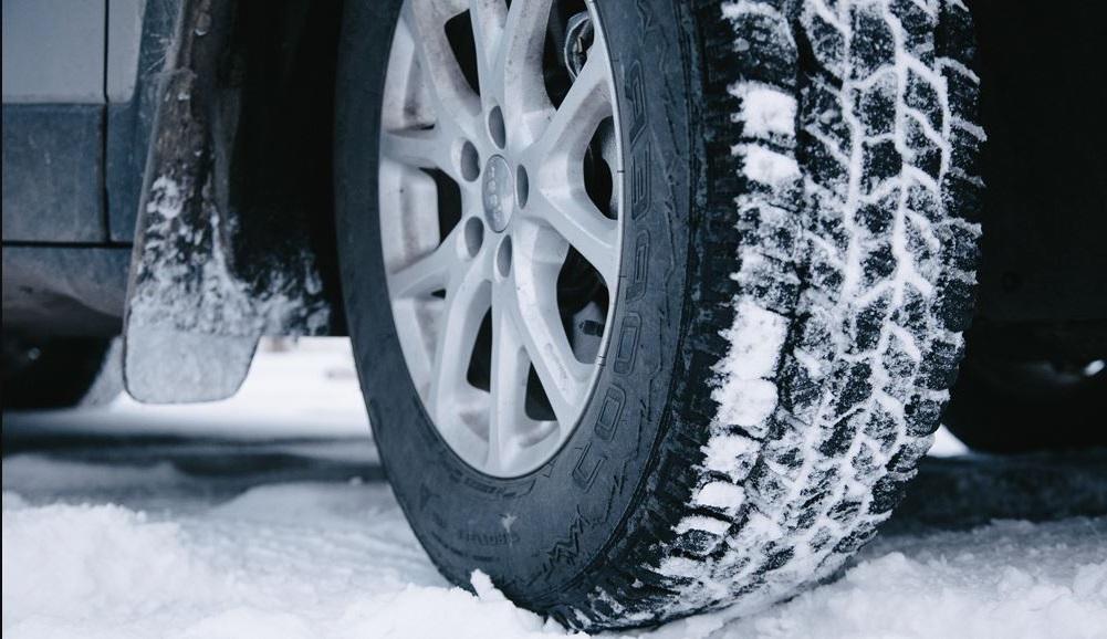 Die 10 häufigsten Fehler von Autofahrern im Winter