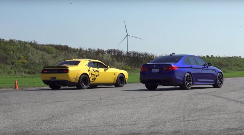 Video: Comparison - BMW M5 F90 vs Dodge Demon