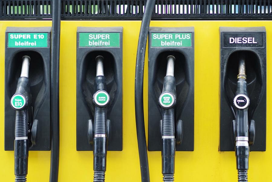 Zapfsäule Benzinsorten tuningblog.eu  Rennbenzin   was bringt es, wann nutzen, die Kosten?