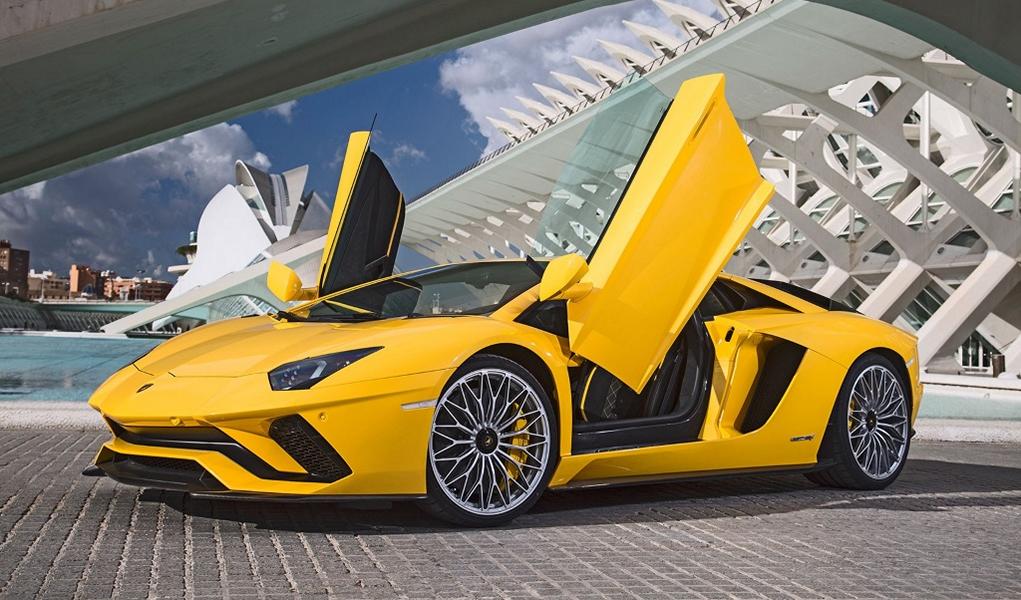 Lamborghini Aventador LSD Doors