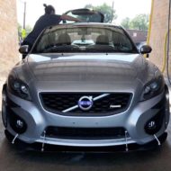 Volvo C30 with Clinched Widebody-Kit & Vertini Wheels