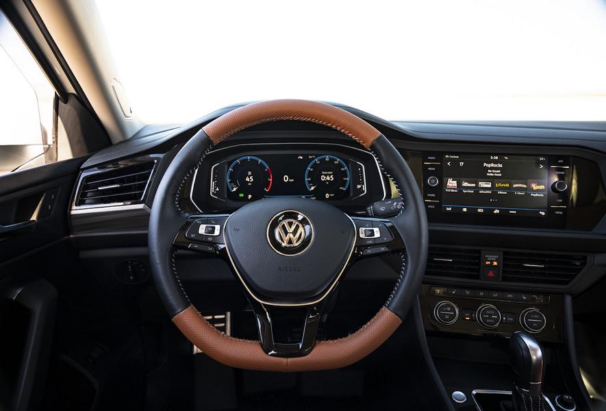 Style rétro - 2018 VW Jetta de Tuner Air Design USA