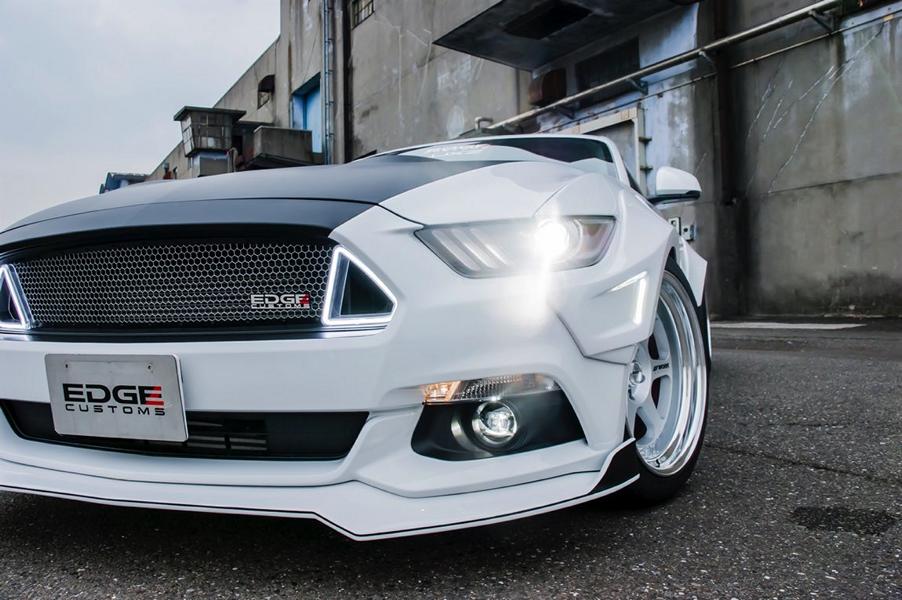 Ford Mustang met “R” bodykit van tuner Edge Customs