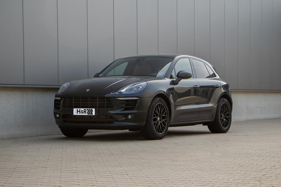 More dynamic despite downsizing: H & R sport springs also for the Porsche Macan 4 cylinder models