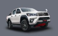 TRD Tuningparts am 2019 Toyota Hilux Black Rally Edition