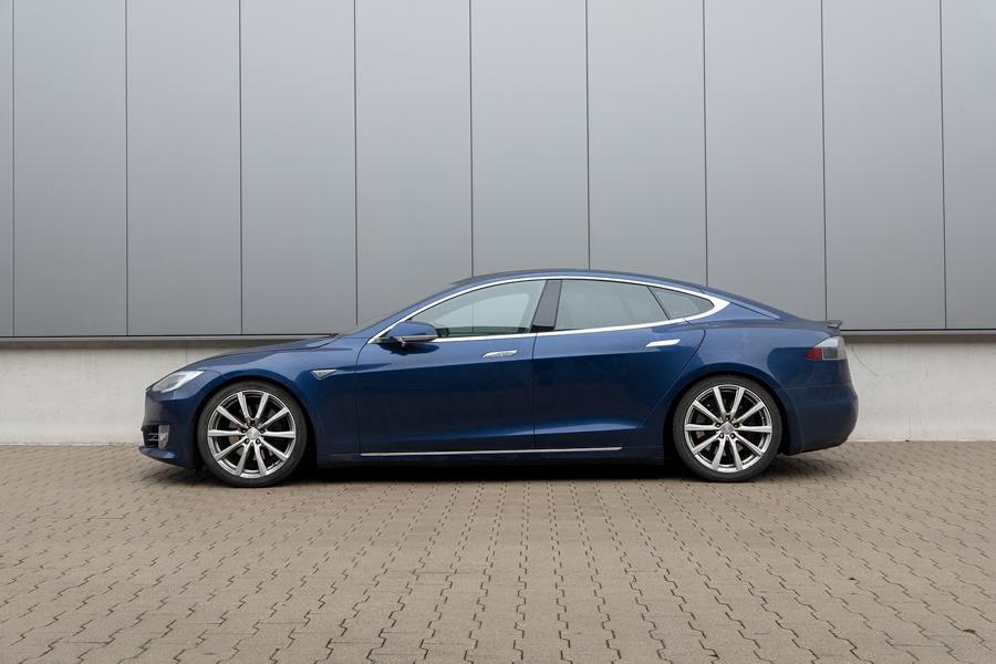 Tesla Model S HR Sportfedern Tuning 3 Elon, wir haben den Tesla gepimpt! Model S mit H&R Sportfedern