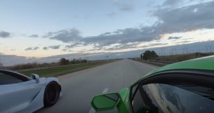 Vidéo: Soundcheck - Ford Mustang GT avec échappement Flowmaster