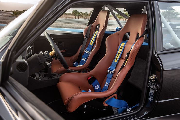 BMW M3 E30 Restomod Turbo Tuning Redux Leichtbau 18 Leichtbau Tuning: Das kann man am Fahrzeug erleichtern!