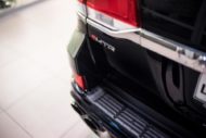 Dezent: Toyota Land Cruiser 200 SUV mit MTR Design Bodykit