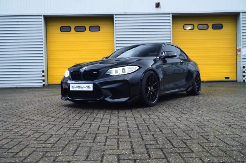 Video: BMW M2 F87 Coupe with 530 PS from Evolve Automotive