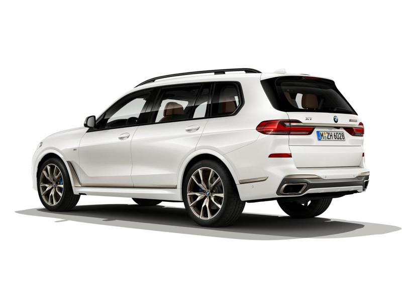 Mocne: 2019 BMW X7 i X5 M50i V8 prezentowane z 530 PS