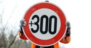 Limite di velocità 300 kmh segno Autobahn 310x165 Più velocità massima convertendosi in un cambio lungo!