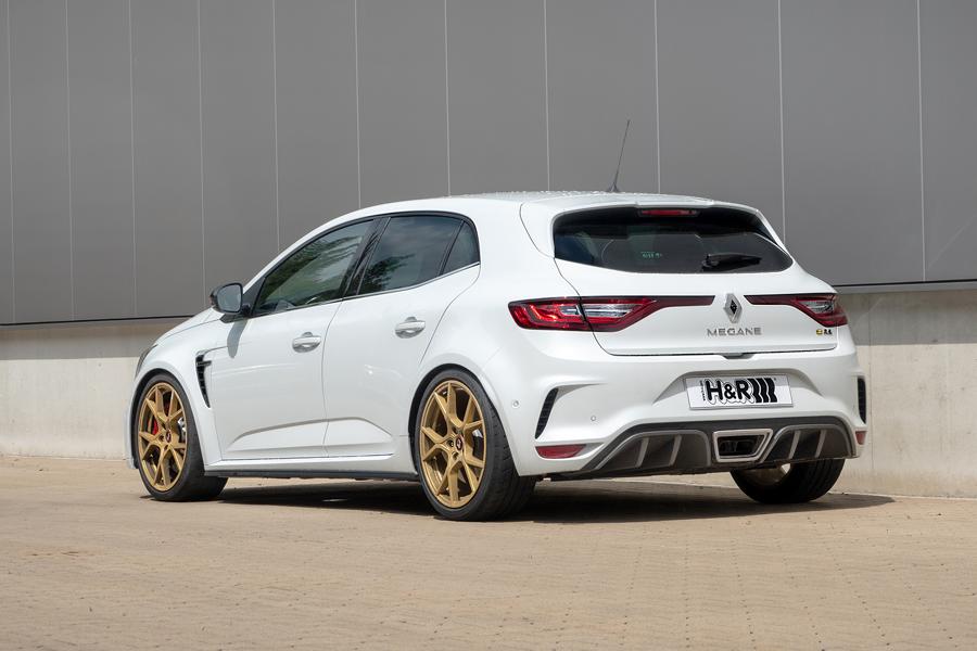 Hot Hatch becomes ring tool: H & R chassis upgrade for the Renault Mégane RS Trophy