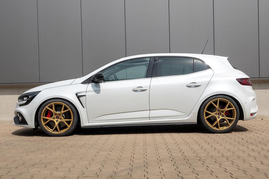 Hot Hatch becomes ring tool: H & R chassis upgrade for the Renault Mégane RS Trophy
