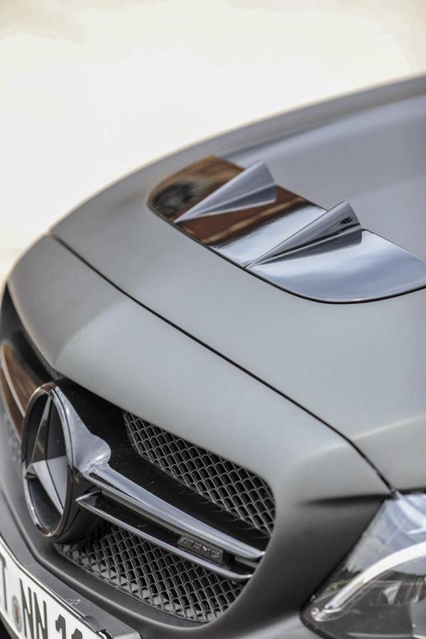 Bad Boy Mercedes C43 AMG de M & D Exclusive Cardesign