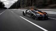 Vidéo: 490 km / h dans la Bugatti Chiron modifiée (2019)