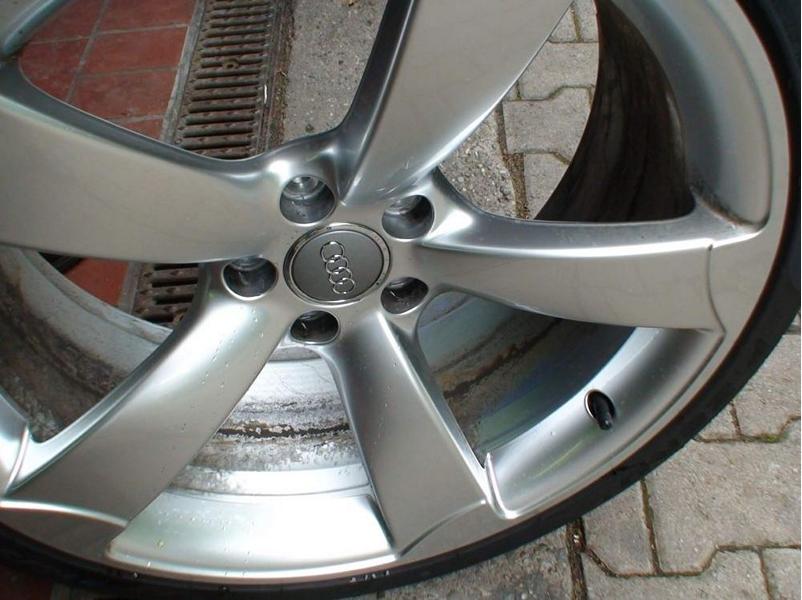 Rim sealing - an important contribution to the protection of your alloy wheels.