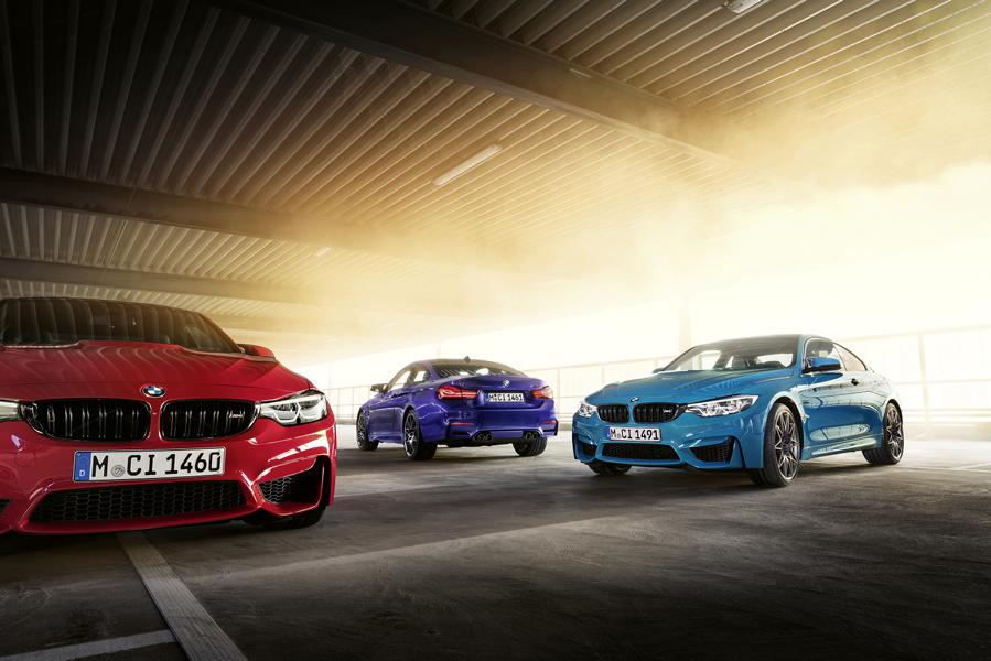 Weltpremiere: BMW Carbon-Dach mit farbigen M-Streifen