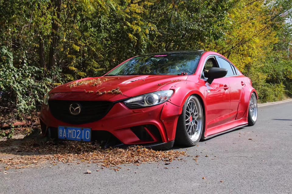 Chic: Mazda 6 (GJ) with widebody kit and lowering
