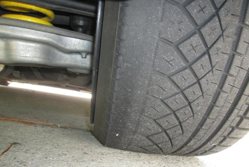 Sturzkorrekturschrauben Negativer Radstand Reifen Abgefahren E1572160829956