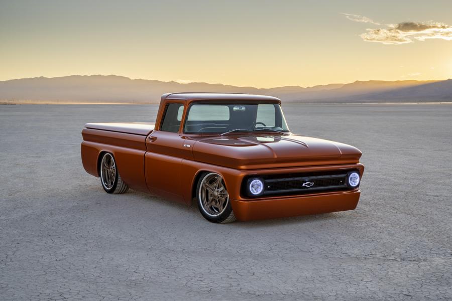 With electric drive! 450 PS Chevrolet E-10 Restomod for SEMA
