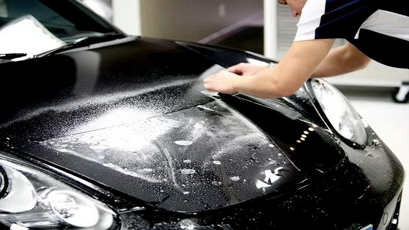 VOSAREA Film de protection de peinture de voiture transparent pour protéger le bord de la portière de la voiture contre les rayures et la saleté. 