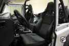 Brutal - 564 PS Land Rover Defender 90 with 6,2-liter V8