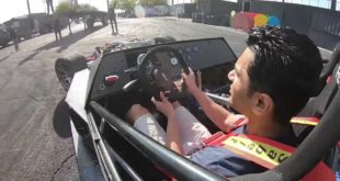 Video: 656 hp Ford GT vs. Shelby Mustang GT770 de 500 hp